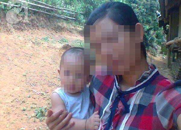 Cô gái yêu mù quáng và màn kịch hoàn hảo của