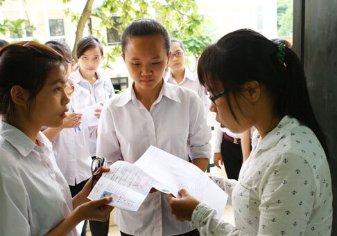 Bố trí điểm chờ, tránh ùn tắc giữa 2 ca thi tốt nghiệp THPT