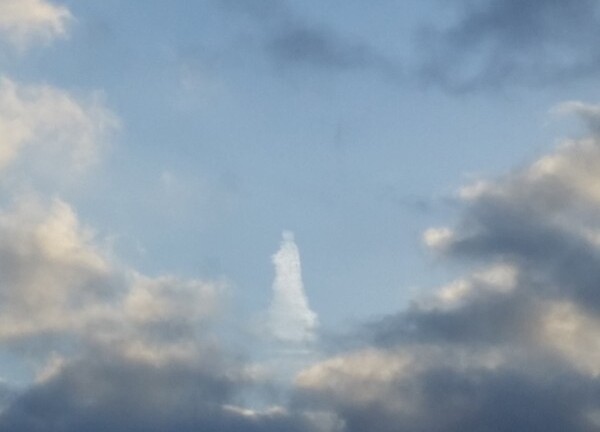 Đám mây hình chúa Giê-su hiện hữu trên bầu trời Texas