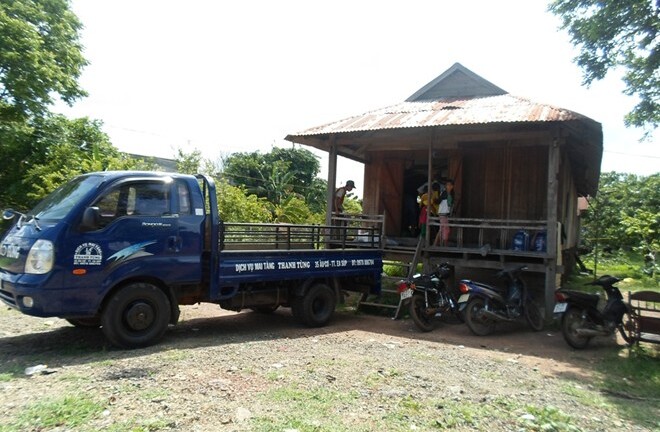 Lại thêm một thiếu nữ uống thuốc diệt cỏ tự tử vì bị mẹ la mắng