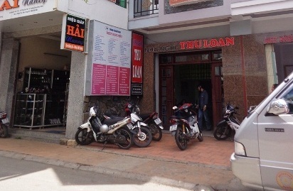 Rơi từ tầng 3 khách sạn, bé trai 7 tuổi nguy kịch