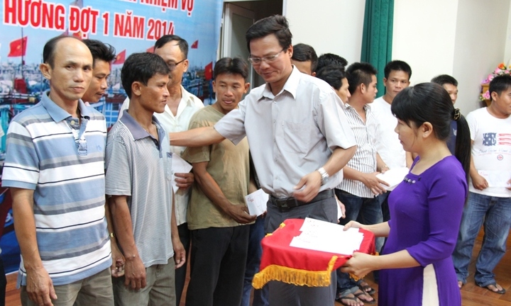 Đà Nẵng: Giúp ngư dân vững tin bám biển, giữ chủ quyền