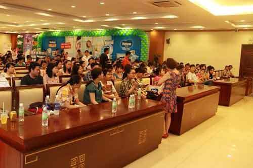 BV Hùng Vương tổ chức thành công ngày hội chăm sóc sức khoẻ mẹ bé