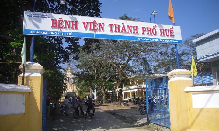 Huế: Sản phụ chết bất thường, người nhà vây bệnh viện