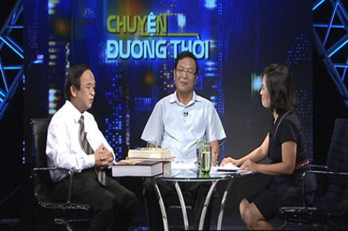 Bộ trưởng Phạm Vũ Luận hé lộ chương trình sửa đổi sách giáo khoa