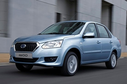 Nissan tung ra mẫu sedan cỡ nhỏ giá chưa đến 10.000 USD