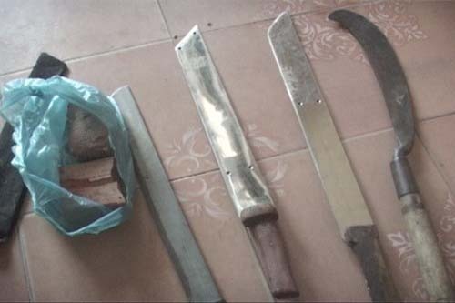 Bắt giữ nhóm thanh niên chém người dã man