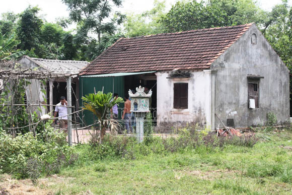 Người đàn bà đơn thân chết bất thường dưới giếng