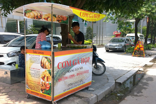 Hốt bạc từ kinh doanh cơm bụi take-away