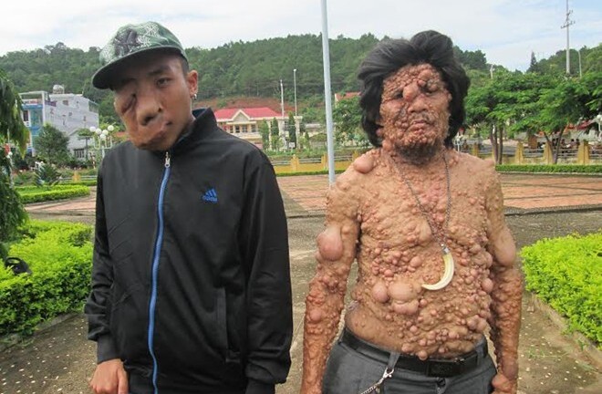 Đắk Lắk: 3 cha con mang 