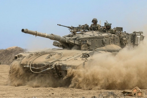 Israel nối lại chiến dịch tấn công Dải Gaza