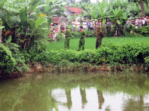 Con trai giết mẹ ruột và vợ rúng động Thanh Hóa