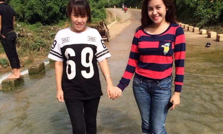 Bà Tưng khoe ảnh mẹ trẻ trung không khác gì thiếu nữ