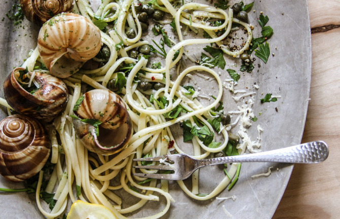 Bộ Y tế khuyến cáo về ốc sên, việc ăn tái, sống