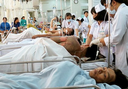  Hóa chất phát nổ, 5 nạn nhân có nguy cơ mù vĩnh viễn