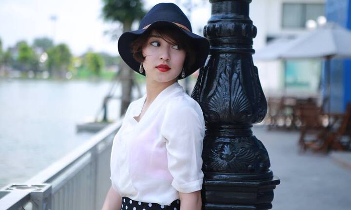 Hot girl Mi Vân: Showbiz đàn ông lăng nhăng, đàn bà lăng loàn