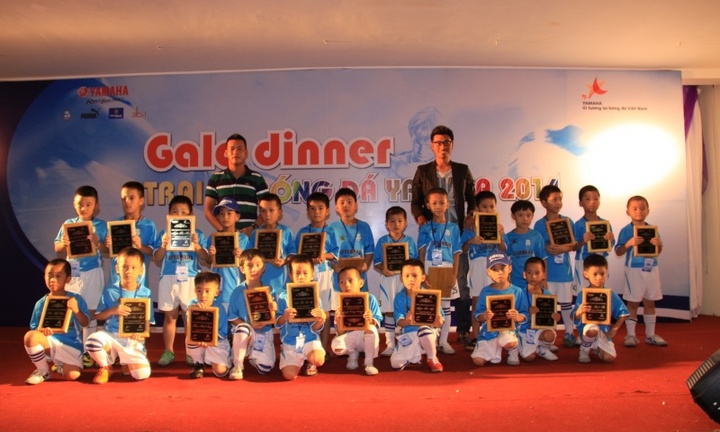 125 cầu thủ nhí sôi động cùng Trại hè bóng đá Yamaha