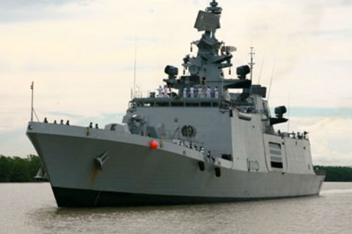 Chiến hạm hiện đại nhất Ấn Độ thăm Việt Nam