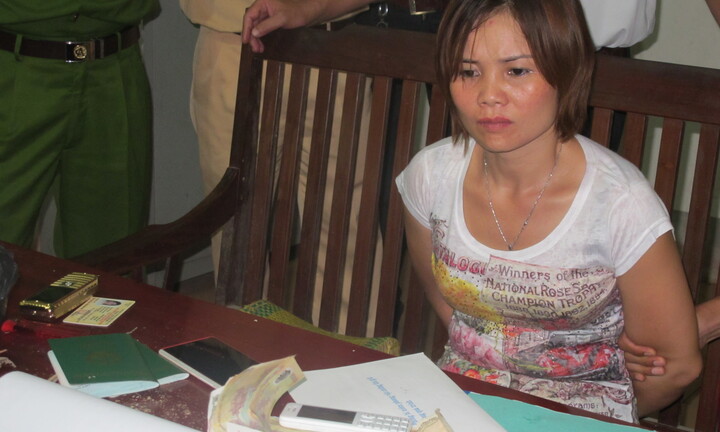 Bắt giữ đối tượng vận chuyển 6kg ma túy đá