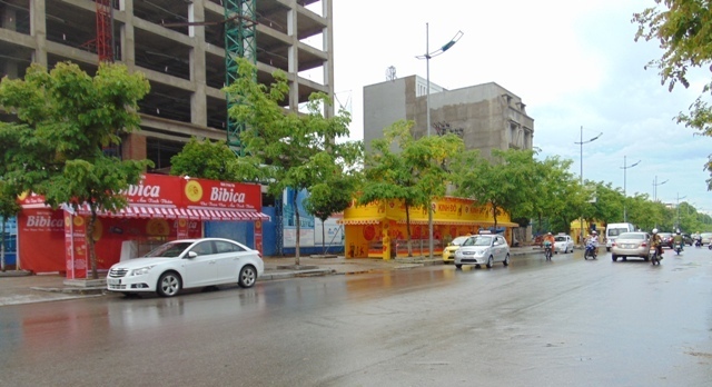 Thanh Hóa: Ngang nhiên dựng ki - ốt, chiếm dụng vỉa hè