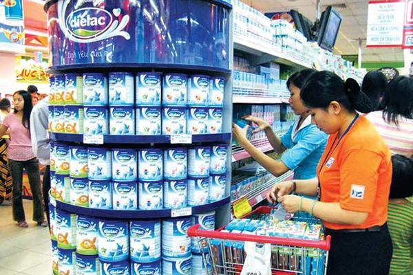 Công bố 30 sản phẩm sữa thuộc diện bình ổn cho trẻ dưới 6 tuổi