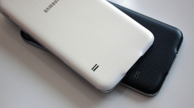 Galaxy S5 chính hãng bất ngờ giảm giá 1 triệu đồng tại Việt Nam