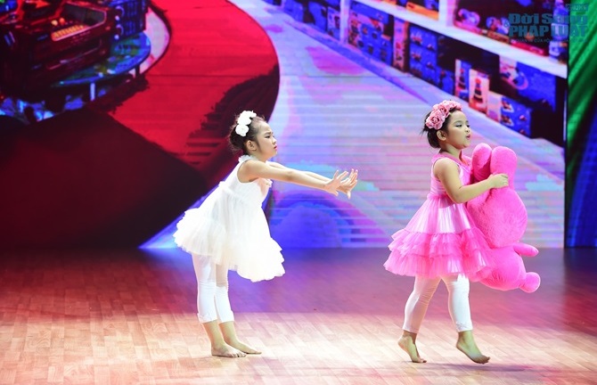 Clip: Bước nhảy hoàn vũ nhí tập 2 vòng đối đầu