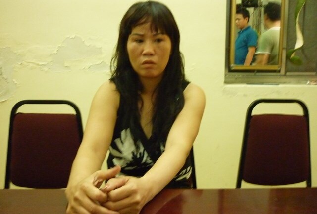 Lừa bán các cô gái nhẹ dạ làm 