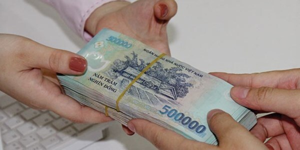 Trả lại 180 triệu đồng tiền 'gợi ý chạy án'