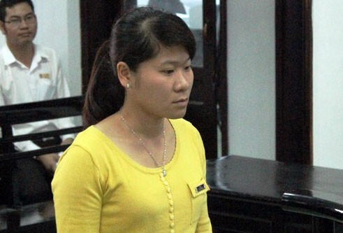 Nữ cảnh sát giao thông lĩnh án 14 năm tù