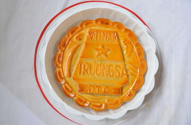 Bánh trung thu biển đảo “trình làng” mùa trăng 2014