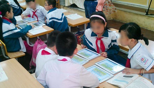 Sở GD-ĐT TP.HCM có 5 ngày để báo cáo về đề án SGK điện tử