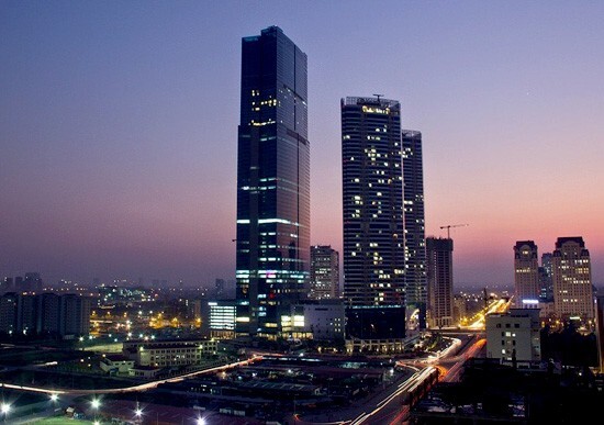 Bóc mẽ chiêu trò trốn thuế của ông chủ tòa nhà cao nhất Hà Nội