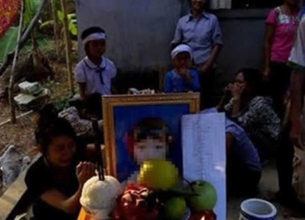 Thầy giáo nghẹn ngào nói về bé lớp 3 ngã xuống kênh chết thảm