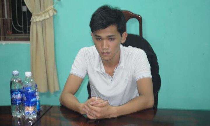 Kẻ cầm dao khống chế người yêu ở Huế khai những gì?