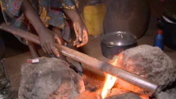 Rùng rợn hủ tục