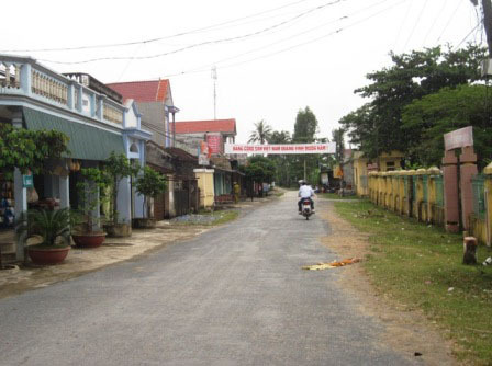 Cách chức chủ tịch xã xảy làm thất thoát hàng trăm triệu đồng