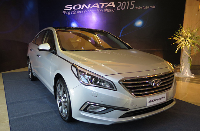 Đọc vị đối thủ mới, giá ngon của Toyota Camry ở Việt Nam