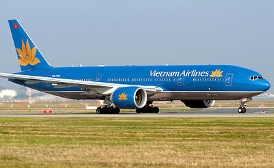 Vietnam Airlines hạ cánh khẩn cấp vì hành khách ngất