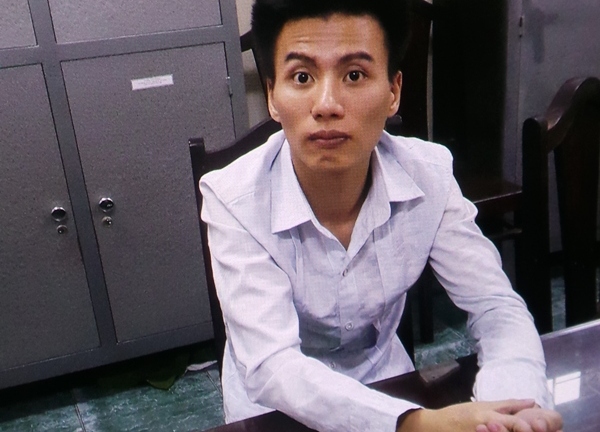 Lừa thiếu nữ đến nhà nghỉ phỏng vấn xin việc để hiếp dâm