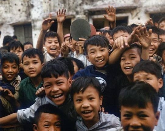 Nhìn lại hình ảnh hiếm về Hà Nội thời tem phiếu