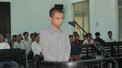 Ghen tuông bệnh hoạn,