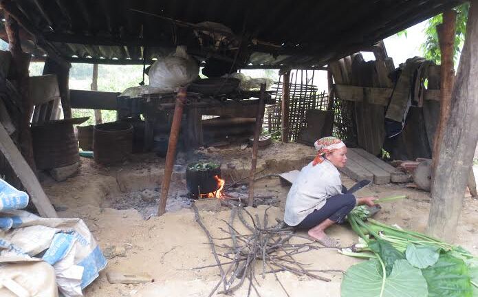 Bản làng Pá Hạ mỏi mòn ngóng điện