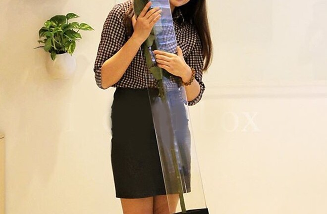 Hoa hồng dài 1,6 m giá 700.000 đồng hút khách Sài Gòn