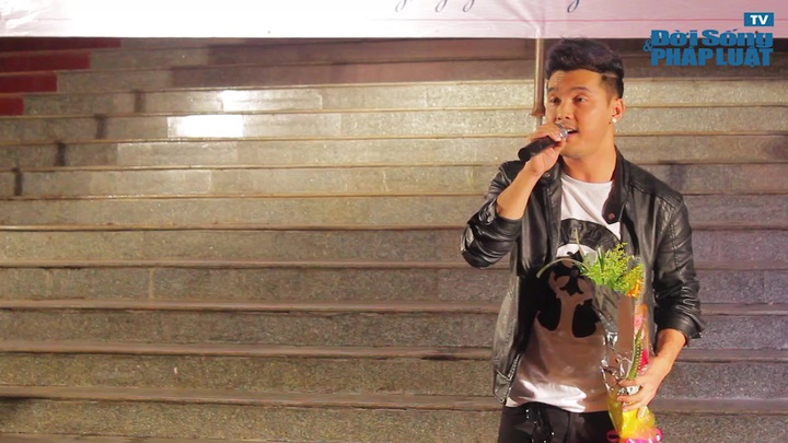 Ca Sĩ Ưng Hoàng Phúc với hit 'Vì Sao trong lòng tôi' tại Dầu Tiếng