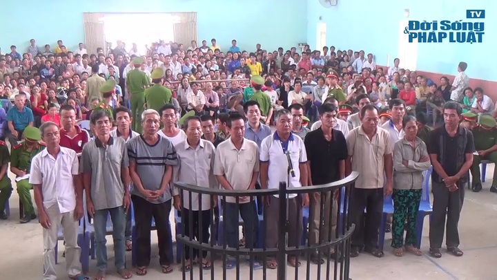 Đồng Tháp: 46 năm tù cho nhóm đối tượng làm giả con dấu