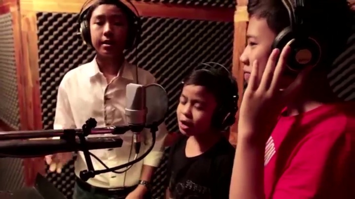 Giọng hát Việt Nhí: Ba kể con nghe - Team Lam Trường