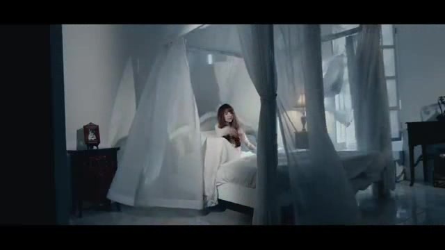 Kelvin Khánh khóc như mưa trong MV Buông tay 2