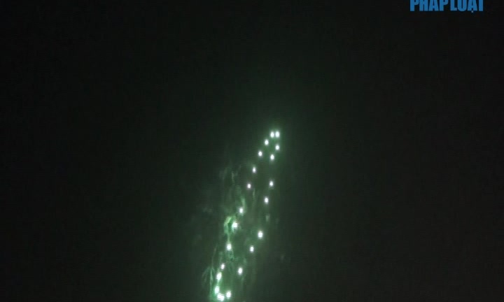 Màn pháo hoa ấn tượng mừng giải phóng Thủ đô