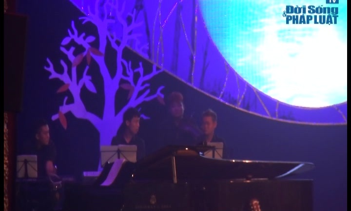 Mỹ Tâm - Với ca khúc 'Lãng đãng chiều đông Hà Nội'